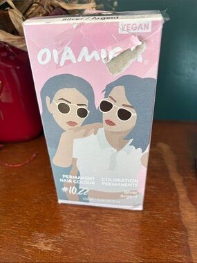 Ola Mundo Permanent Hair Colour #10.22 Silver (Pink Box)